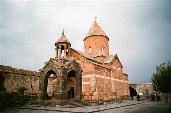 Россияне смогут посещать христианские храмы в Армении